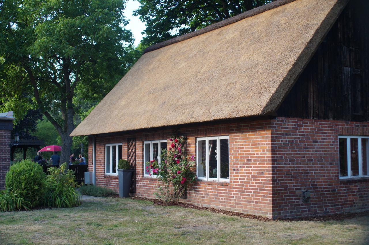 Landhaus Absalonshorst Hotel Gross Gronau Exterior photo
